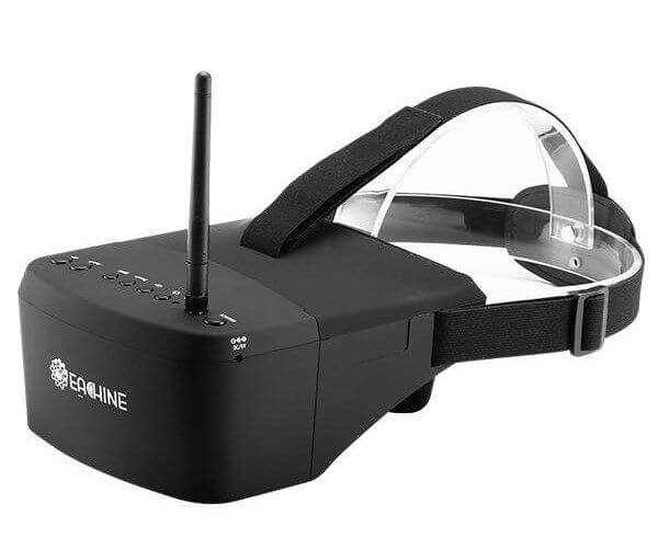 Eachine EV800 is an inexpensive but still really well functioning entry-level goggle